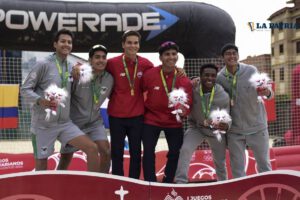 Duplas bolivianas de voleibol de playa ganan medallas de plata