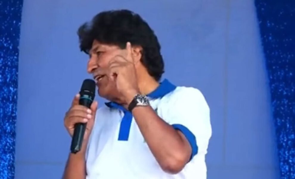 Evo Morales ofrece tierras a atletas bolivianos si consiguen medallas en Juegos Olímpicos de París