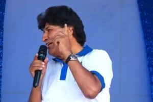Evo Morales ofrece tierras a atletas bolivianos si consiguen medallas en Juegos Olímpicos de París