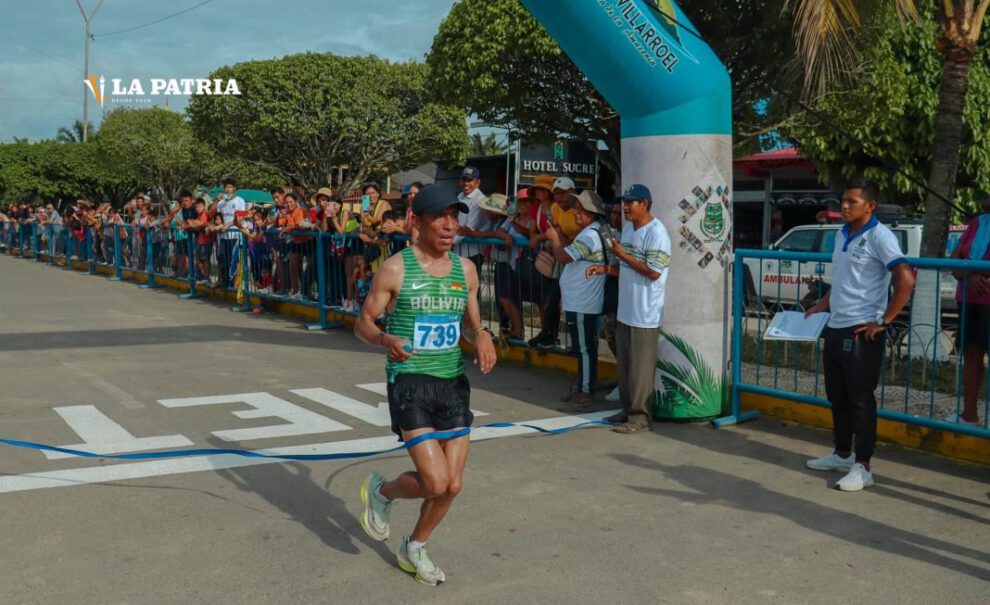 Héctor Garibay gana en la prueba 10K de Puerto Villarroel con la mira puesta en los JJOO París 2024