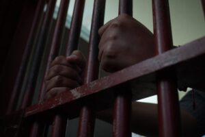 Mujer sentenciada por asesinato de su concubino