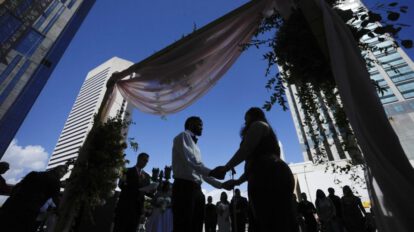 Aumento de matrimonios en EE.UU. tras la pandemia por Covid-19
