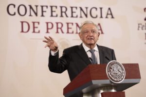 López Obrador denuncia Ecuador en la CIJ por irrupción policial en embajada mexicana