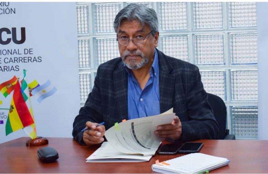 Acreditación de carreras universitarias en Bolivia