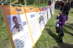 Solteros en China buscan amor en rincones especiales de parques públicos