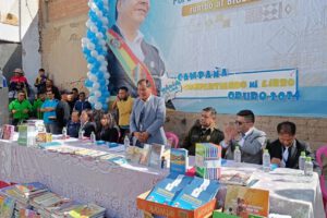 Campaña Bolivia Lee y su contribución a la implementación de bibliotecas comunitarias