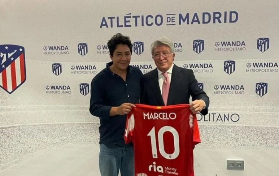Hijo del Presidente Arce en polémica por foto con presidente del Atlético de Madrid
