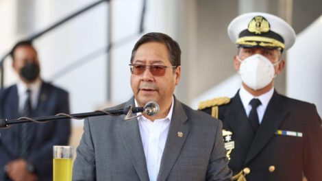 Bolivia pide paz en Medio Oriente tras ataques de Irán