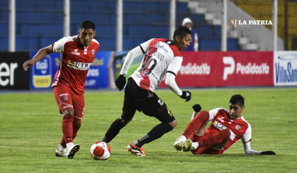 FC Universitario enfrenta a Nacional Potosí en el torneo Apertura