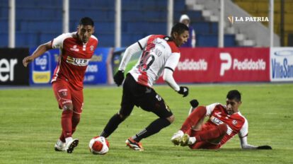 FC Universitario enfrenta a Nacional Potosí en el torneo Apertura