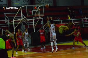 Saracho vs CAN en la Libobásquet