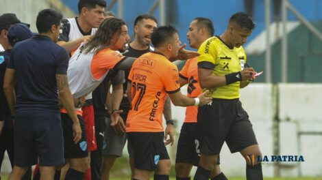 Dilio Rodríguez cometió algunos errores dirigiendo el partido San Antonio frente a Bolívar