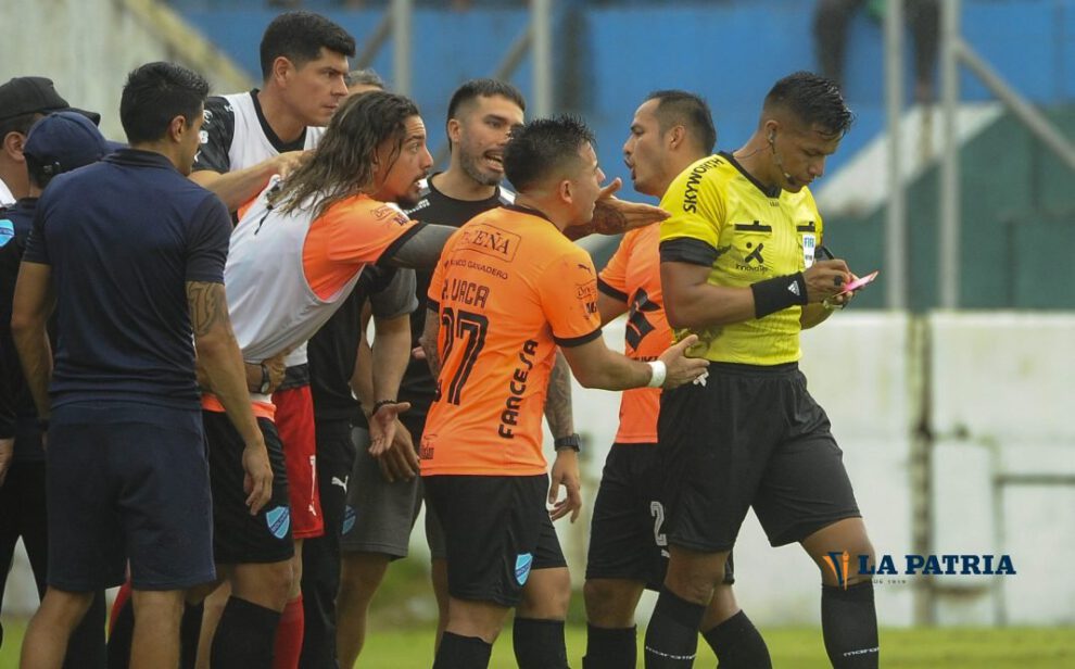 Dilio Rodríguez suspendido por su rendimiento en el partido San Antonio frente a Bolívar