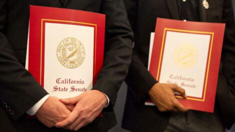 Demócratas rechazan delito grave sobre compra de niños