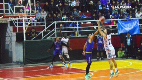 Saracho supera a CAN en emocionante partido de Libobásquet