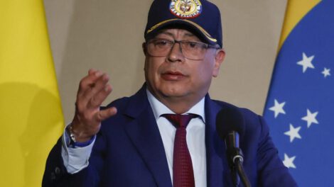 Gustavo Petro insta a Maduro y oposición venezolana a garantizar derechos tras elecciones