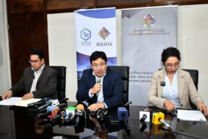 YLB denuncia corrupción en construcción de piscinas industriales