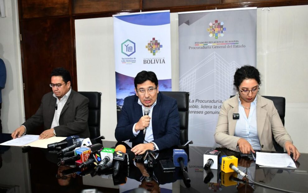 YLB denuncia corrupción en construcción de piscinas industriales