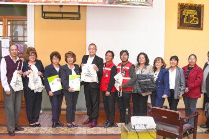 Ley para sustituir el uso de bolsas plásticas por materiales biodegradables en La Paz