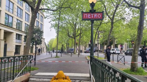 Detenido en París hombre con falsos explosivos en consulado de Irán