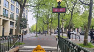 Detenido en París con falsos explosivos en consulado de Irán
