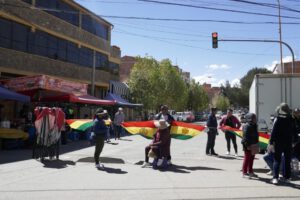 Conflicto entre comerciantes y GAMO por asentamiento en feria Oruro Moderno 2024