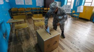 Referéndum en Ecuador sobre lucha contra el crimen organizado