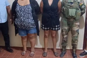 Detención de mujeres por cocaína en Santa Cruz