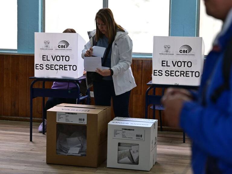 Referendo en Ecuador sobre medidas contra el crimen organizado