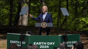 Inversión en energía solar anunciada por Joe Biden en el Día de la Tierra