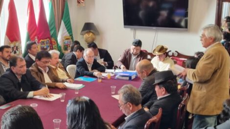 Médicos suspenden medidas de presión tras llegar a un acuerdo con Diputados