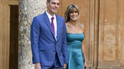 Pedro Sánchez renuncia a la Presidencia tras denuncia de corrupción