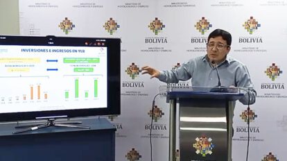 El ministro de Hidrocarburos y Energías, Franklin Molina, explica avances en la industrialización del litio