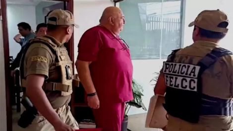 Falso médico detenido en Santa Cruz acusado de estafa