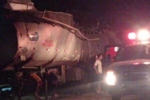 Cisterna explota en Yacuiba dejando un fallecido e incertidumbre