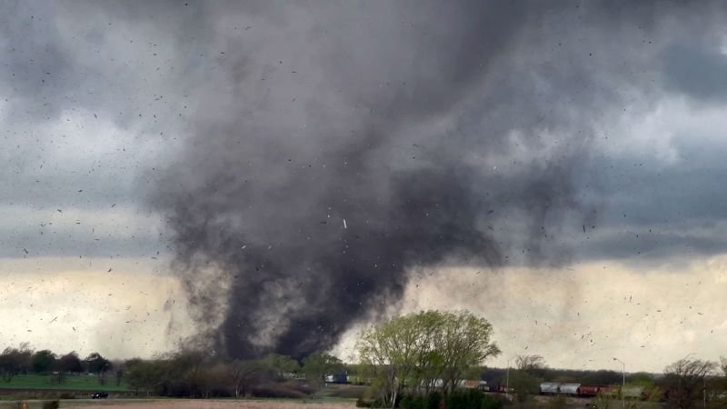 Tornados devastadores en Iowa y Nebraska