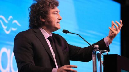 Javier Milei defiende política de ajuste en Argentina