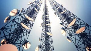 Impacto de la IA generativa en sectores clave como telecomunicaciones