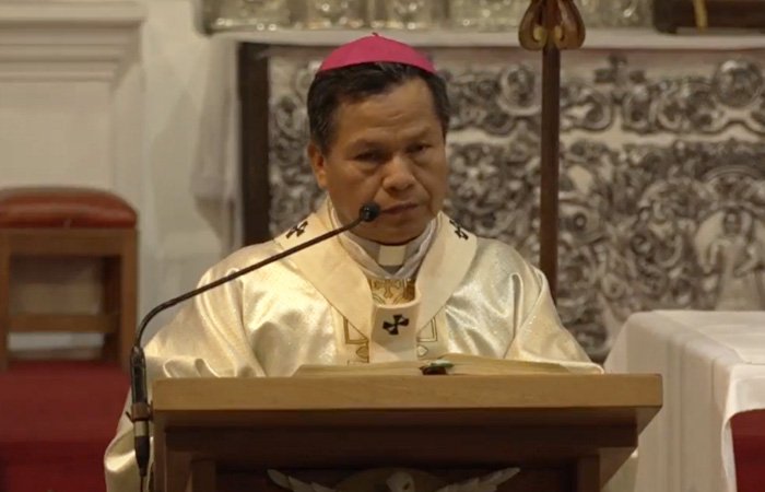 Falta de atención médica denunciada por el arzobispo René Leigue