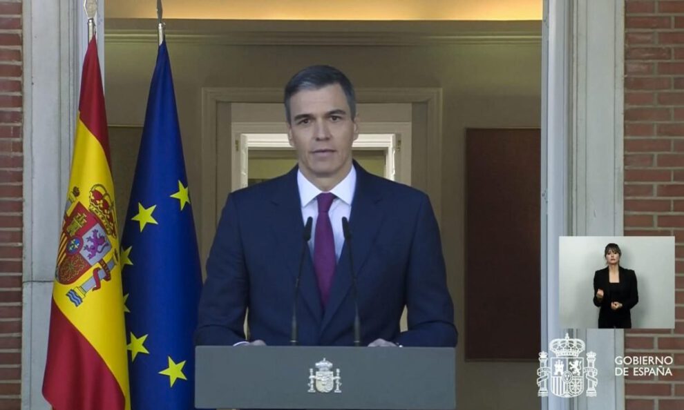 Pedro Sánchez anuncia que continuará al frente del Gobierno de España