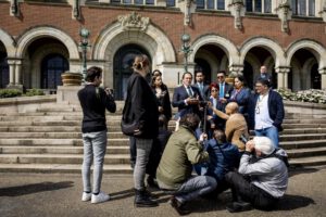 México acusa a Ecuador ante la CIJ por asalto a embajada mexicana en Quito