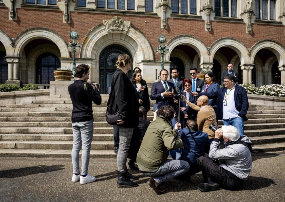 México acusa a Ecuador ante la CIJ por asalto a embajada mexicana en Quito