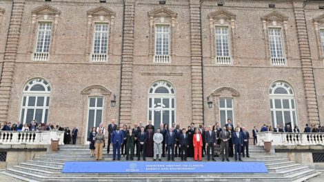 Fotografía de familia durante la reunión del G7 sobre energía y medio ambiente