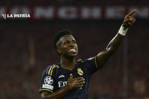 Doblete de Vinícius en el empate de Real Madrid en Múnich
