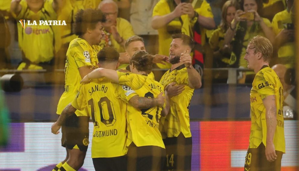 Dortmund PSG Champions League, Füllkrug autor del único gol del compromiso celebra con sus compañeros