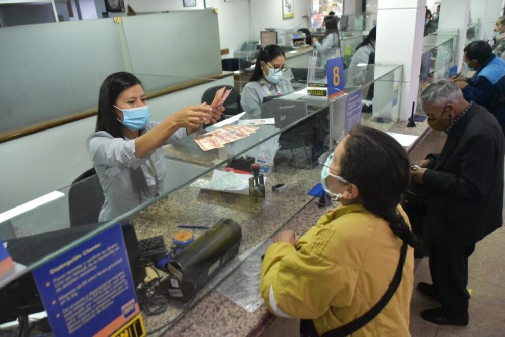 ASFI premia a 737.000 clientes con historial crediticio positivo