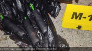 Hallan bolsa con explosivos en El Alto