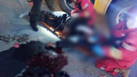 Accidente vial en Oruro: motociclista fallece al colisionar con camión de EMAO