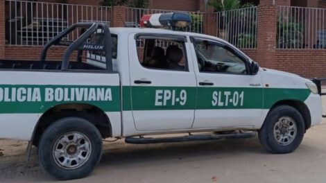 Mujer agredida en Santa Cruz lucha por su vida