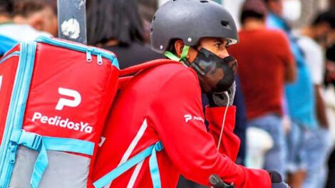 Trabajo de delivery en Bolivia: Motivaciones, ingresos y riesgos para los repartidores